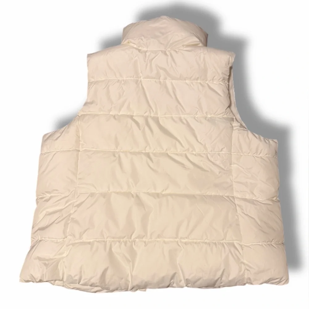 Old Navy Woman's Fleece Lined White Puffer Vest Pockets Snaps High Collar XXL - Picture 2 of 7